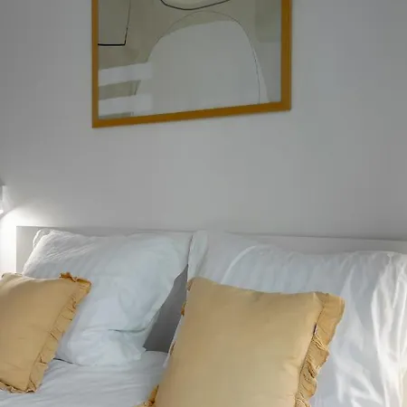 Fabryczna 19 By Farkas *