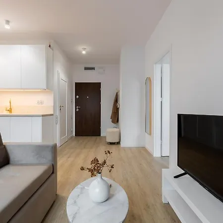 Apartment Fabryczna 19 By Farkas