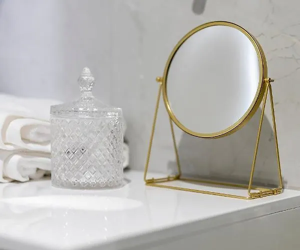 Appartamento Fabryczna 19 By Farkas *