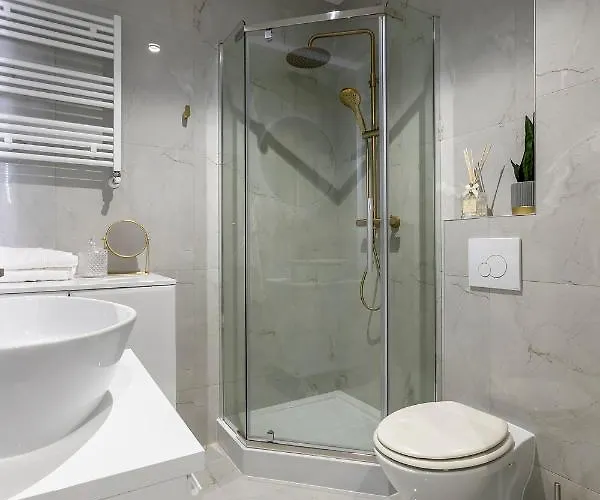 Appartamento Fabryczna 19 By Farkas Poznań