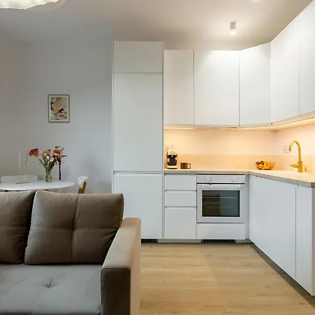 Fabryczna 19 By Farkas