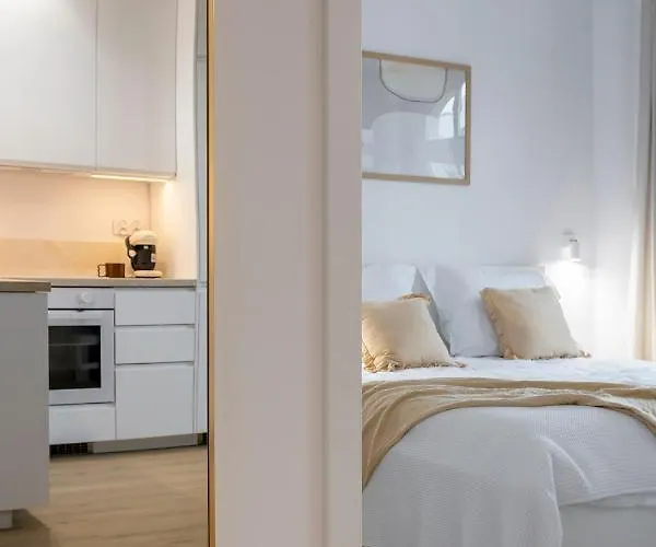 Fabryczna 19 By Farkas 아파트 *