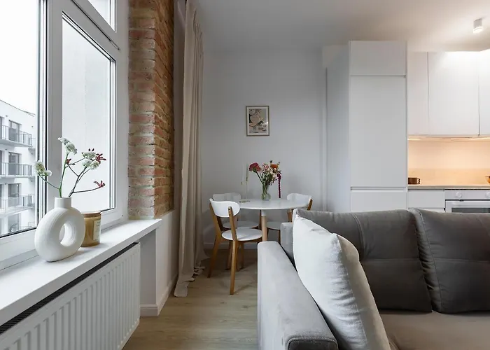 Fabryczna 19 By Farkas *