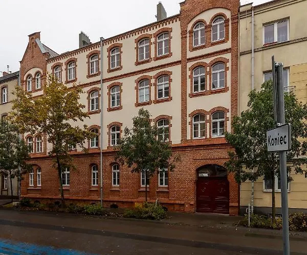 Apartment Fabryczna 19 By Farkas Poznan